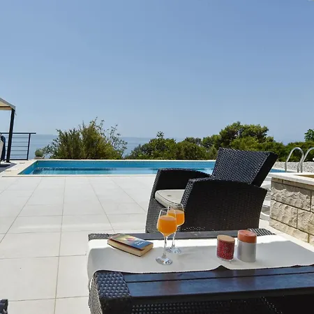 Awesome In Makarska